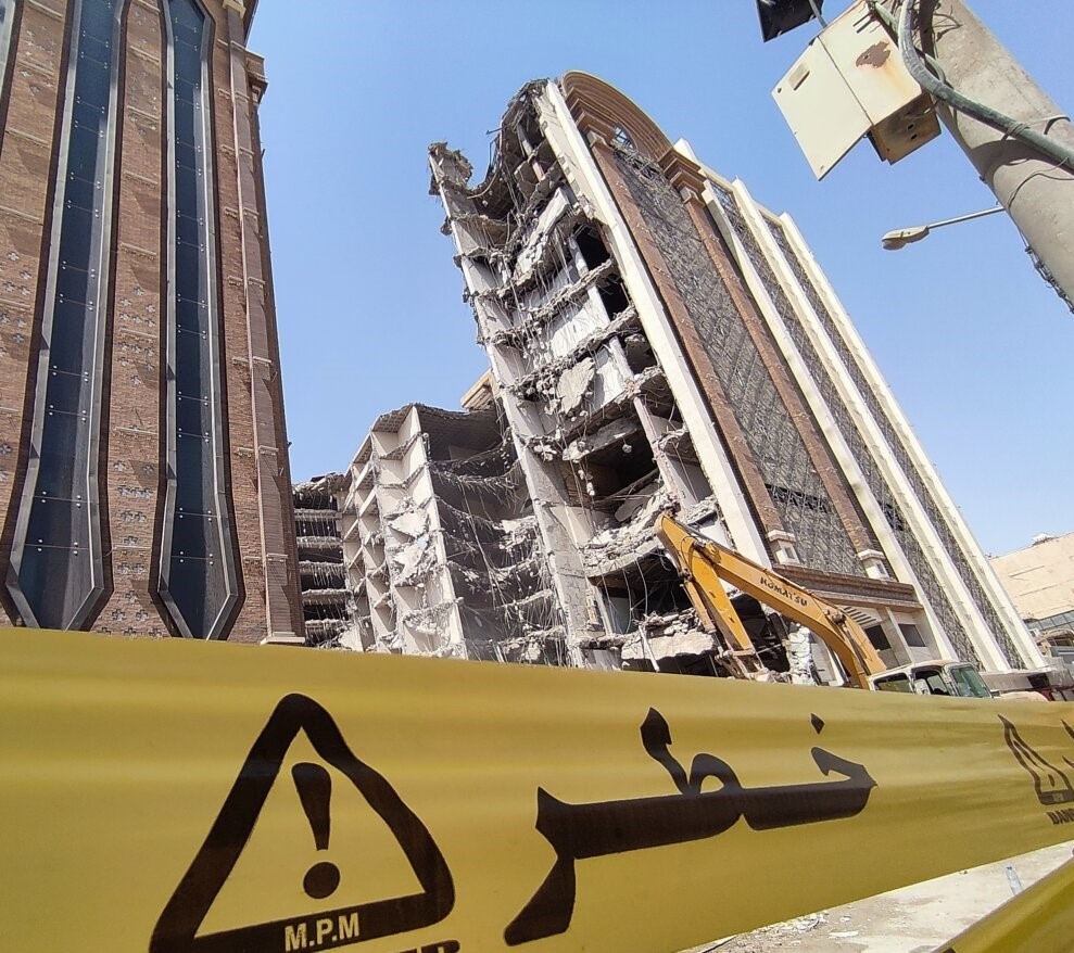 کشف پیکر جدید در متروپل/ کشتهها به 42 نفر رسید