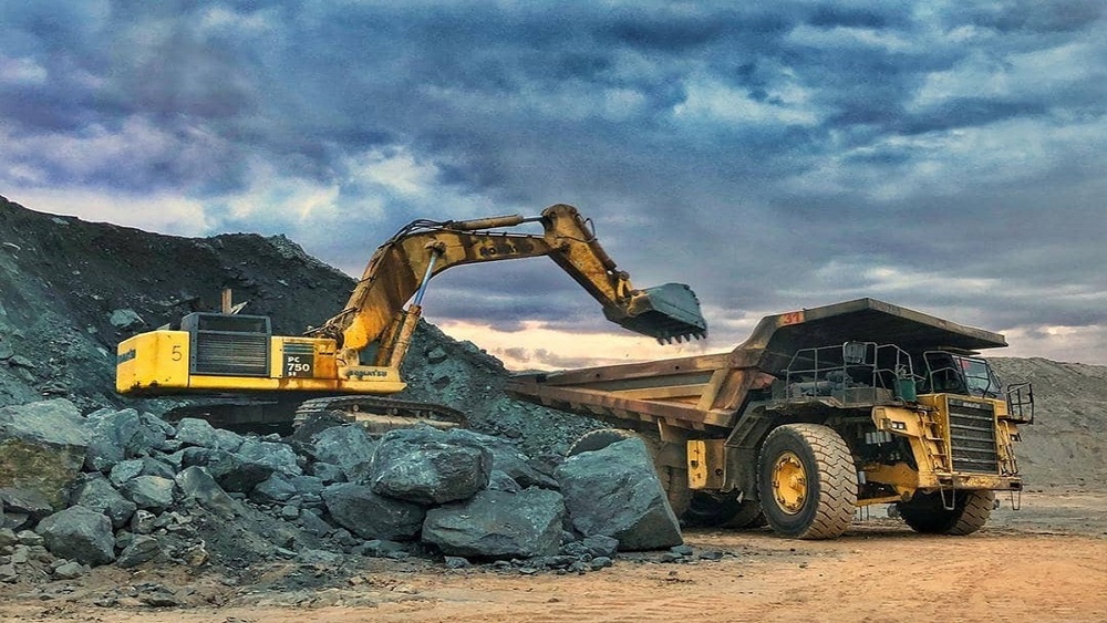 شرط عجیب وزارت صمت برای واردات ماشینآلات معدنی؛ یکی بیار، یکی بخر!