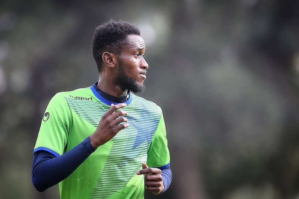 گابنی، پشت قباله گلگهر!