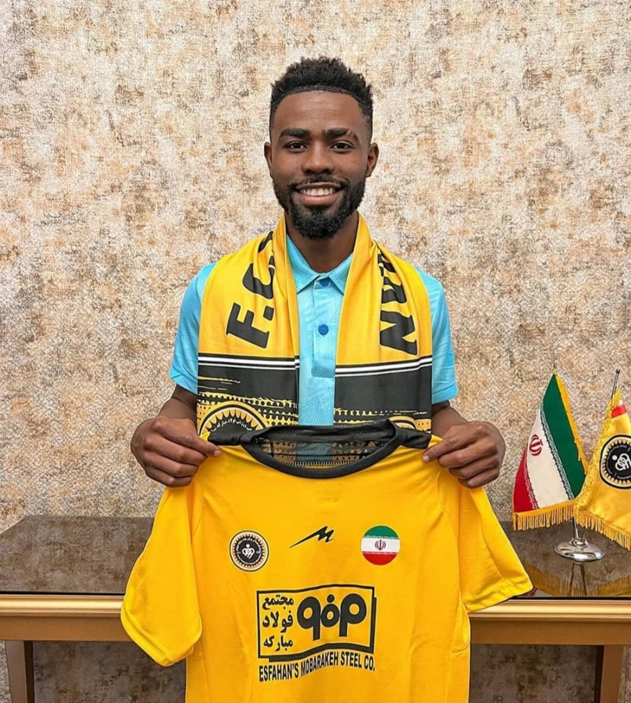 هافبک استرالیایی در سپاهان