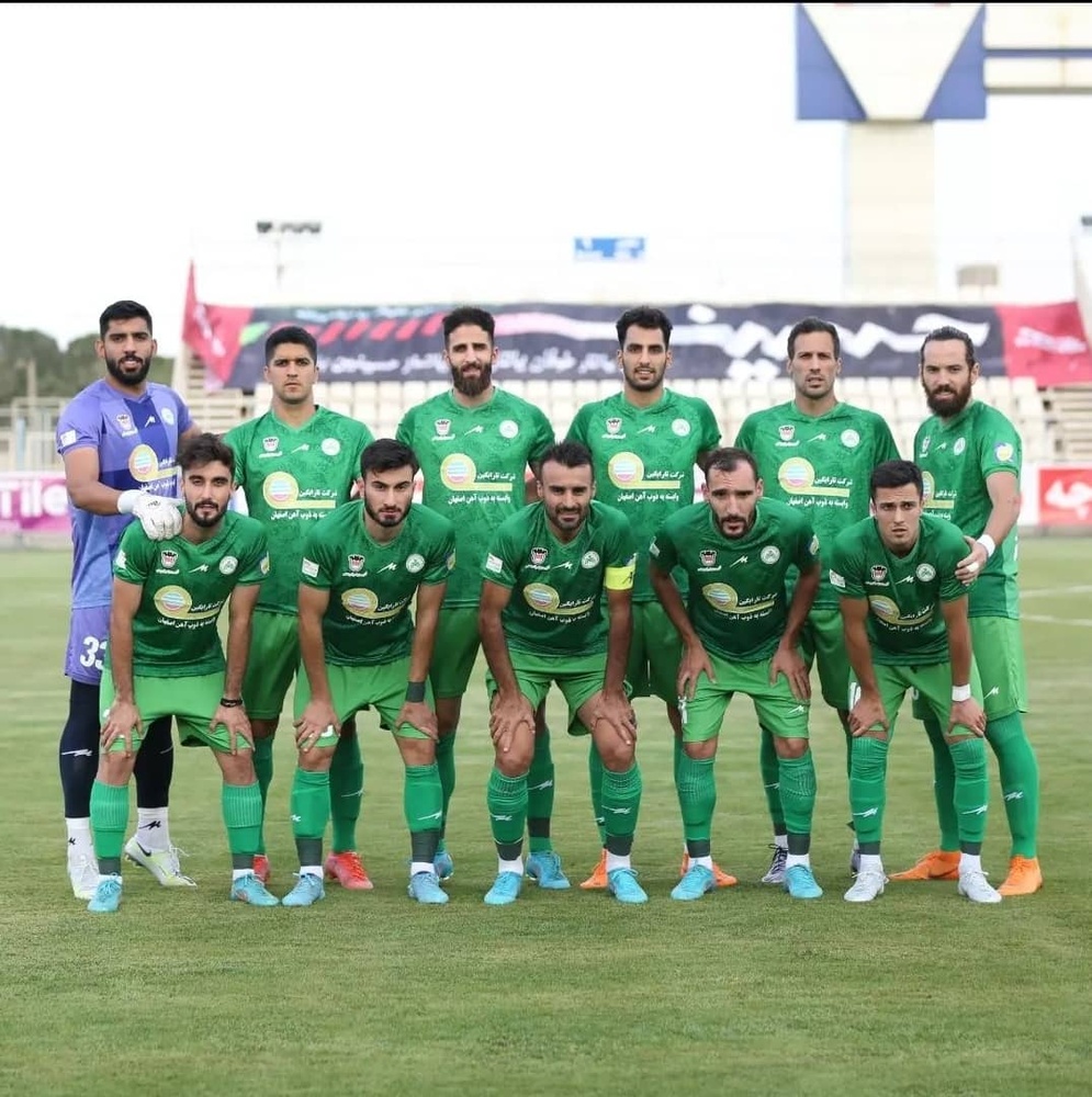 ذوب‌آهن، پرسپولیس را نقره‌داغ کرد