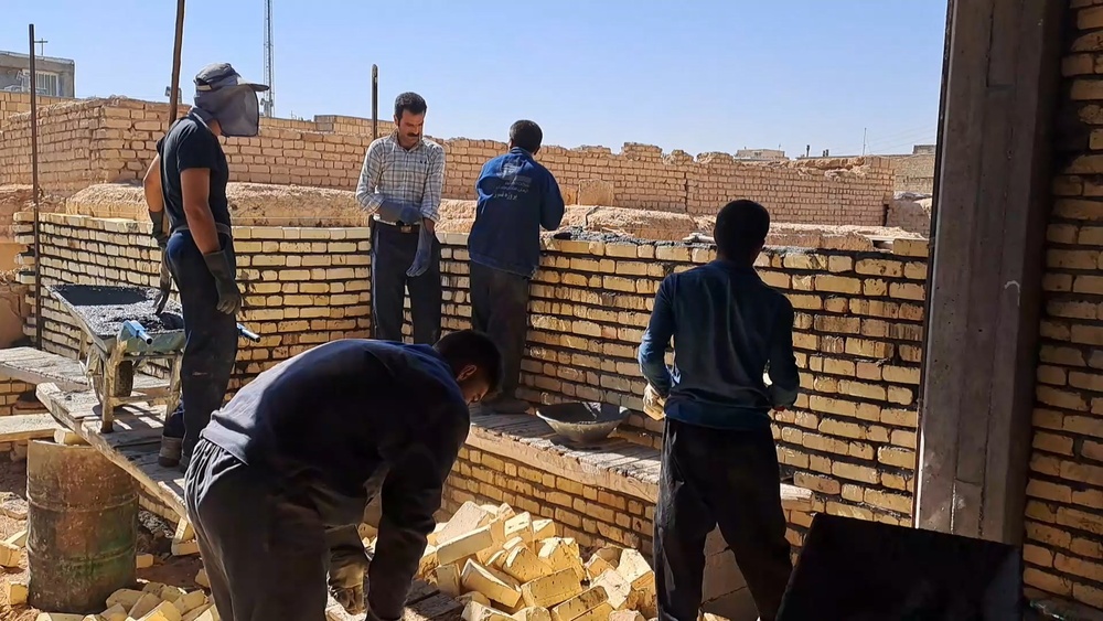 جهادگران ذوبآهن 40 نیازمند را خانهدار کردند