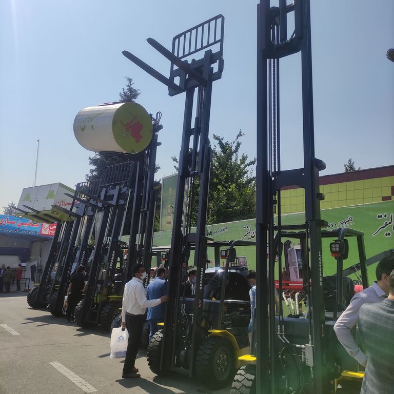 نمایشگاه تخصصی بینالمللی صنعت افتتاح شد