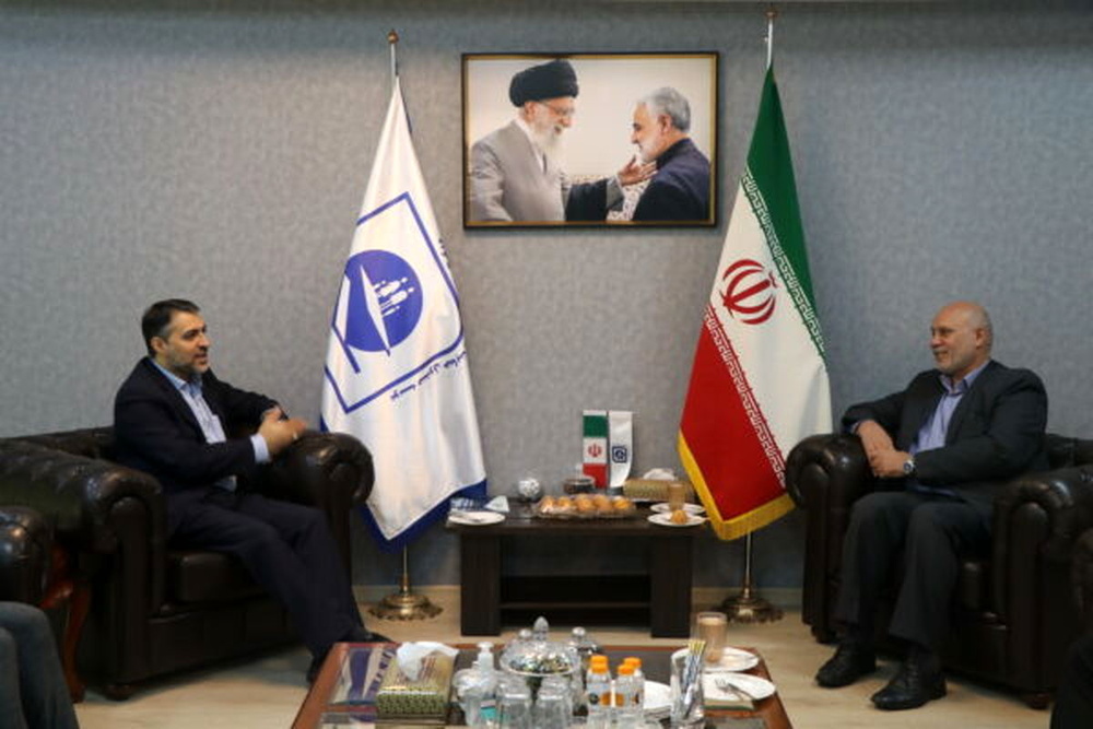 حق بازنشستگان صندوق فولاد از مناطق جنگی پیگیری میشود