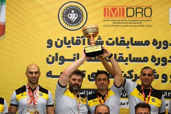 یکه تازی مردان سپاهان در شنای ایمیدرو