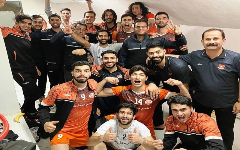 صعود دلنشین والیبالیستهای مس کرمان به پلیآف