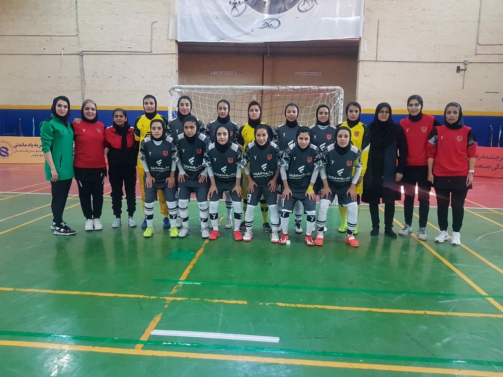 فوتسال| شکست خانگی بانوان مس رفسنجان