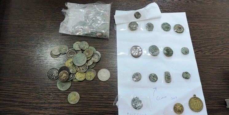 قاچاقچی عتیقههای عصر آهن در آمل دستگیر شد