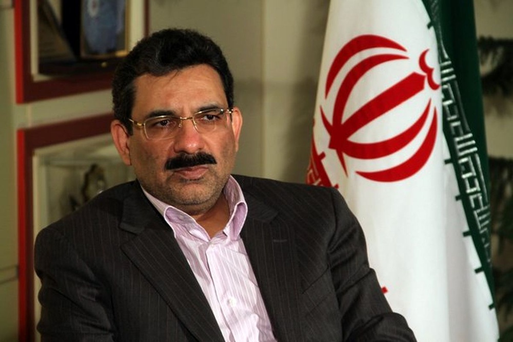 انتقال بخشی از سهام پارسان به شرکت آپادانا ایساتیس