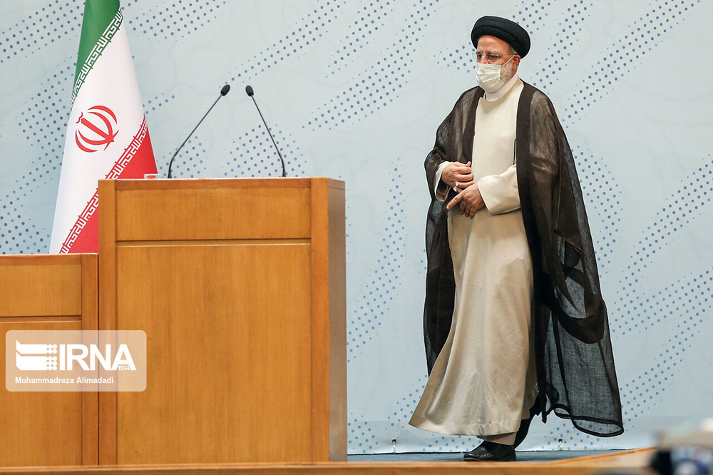 رئیسی: کارهای بزرگی در صنایع فولادی در حال انجام است