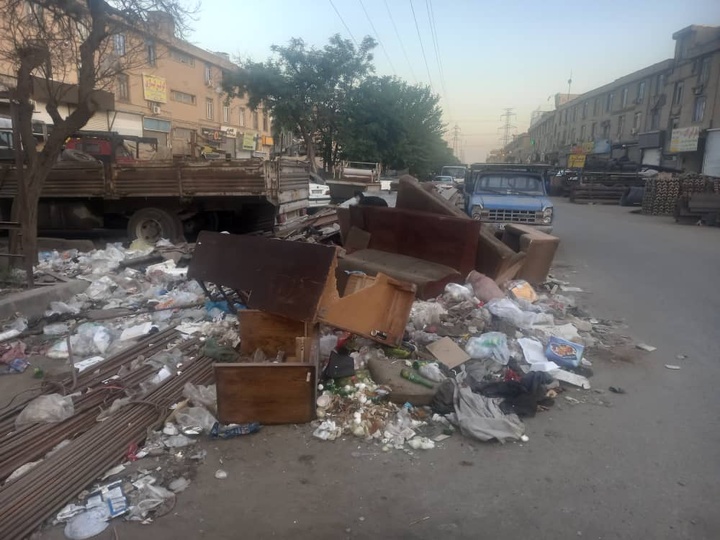 چرا شهرداری منطقه 18 زباله‌های بازارآهن تهران را جمع نمی‌کند؟