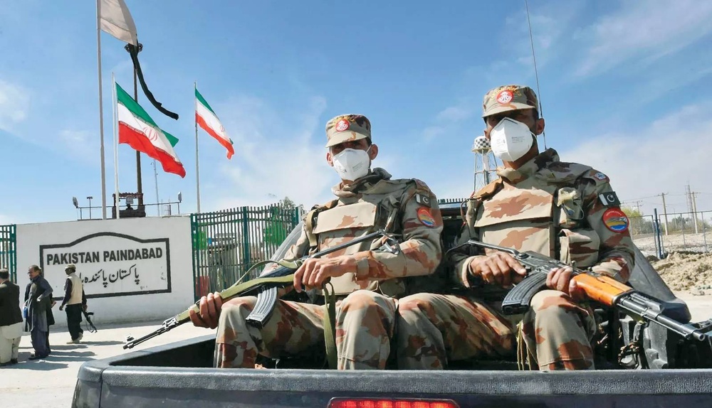 قاچاق فولاد از ایران به پاکستان و زیان ۲۵ میلیارد روپیهای