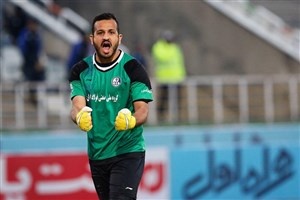 گلر نفت راهی استقلال اهواز شد