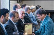 فولاد گستران کرمانشاه برای پنجمین سال متوالی به‌عنوان صنعت برتر استان انتخاب شد