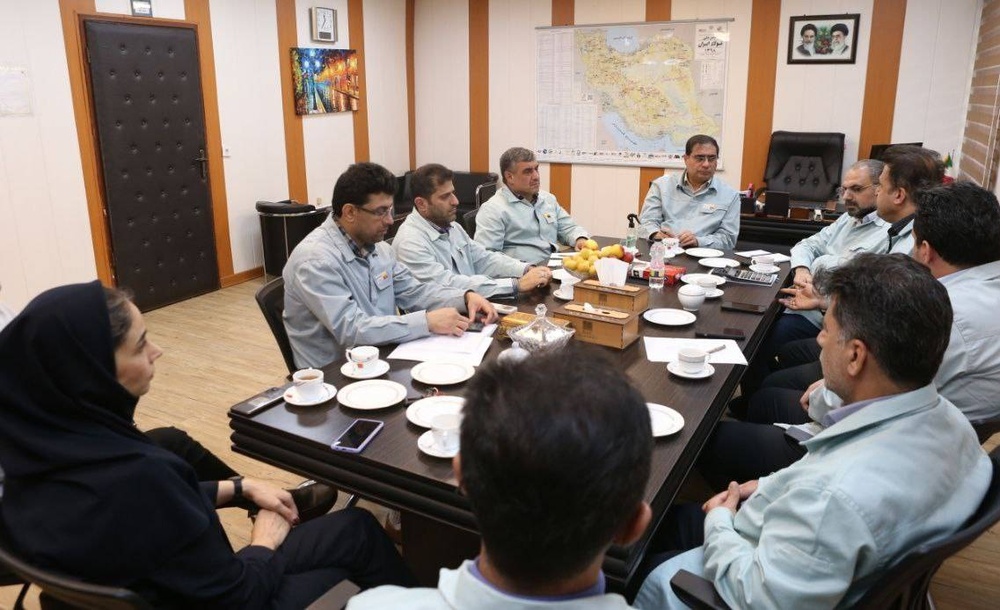 رسیدگی به مشکلات کارکنان فولاد خوزستان در اولویتها قرار دارد