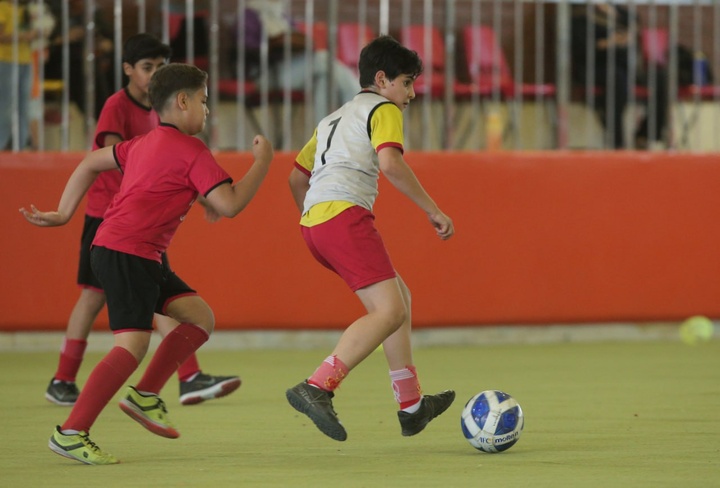 کشف استعدادهای فوتبال در باشگاه ورزشی فولاد خوزستان