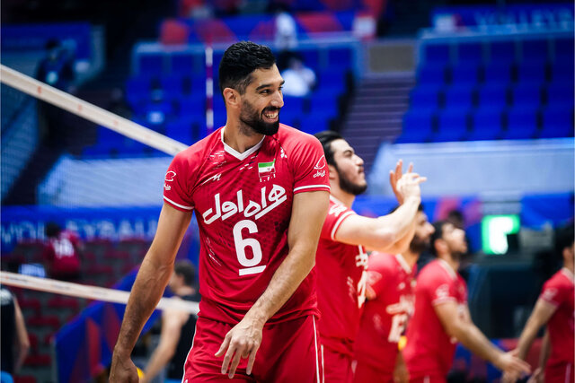 کاپیتان تیم ملی، سر از فولاد سیرجان درآورد