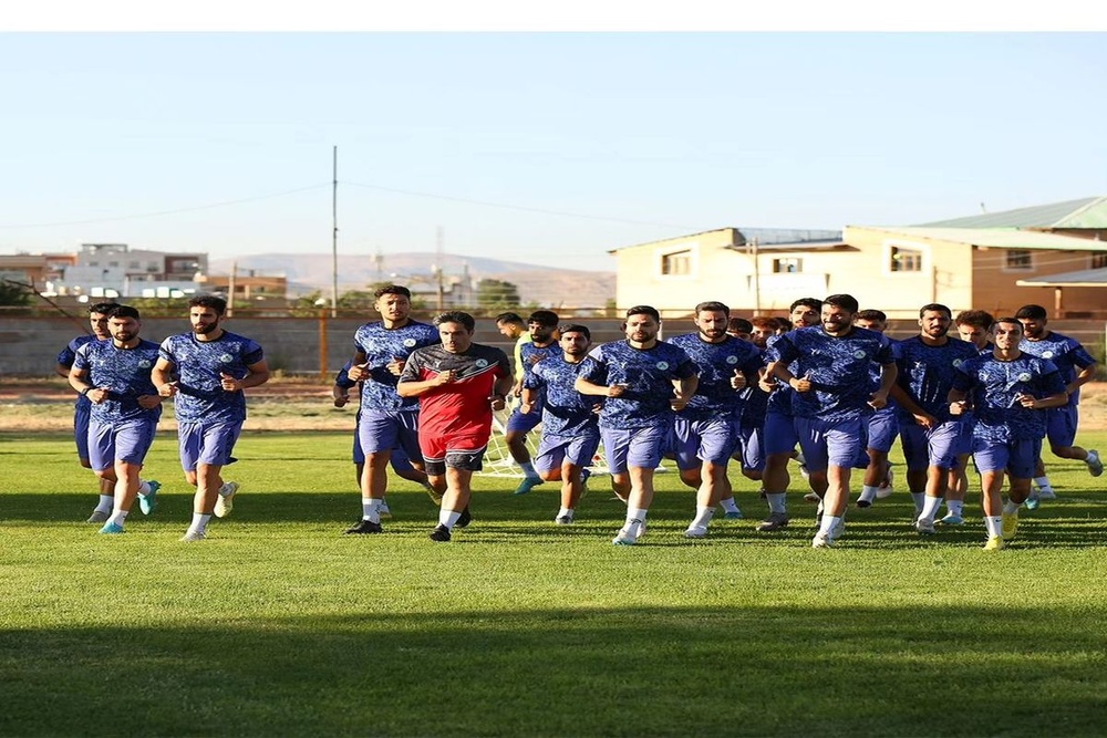 باخت فولاد در مقابل ذوب آهن