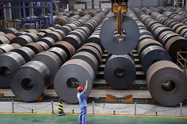 ایران بزرگترین تولید کننده فولاد خام در غرب آسیا