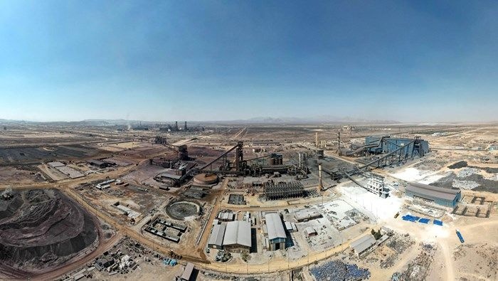 فولاد سیرجان، نشان درجه یک اقتصاد مقاومتی را کسب کرد