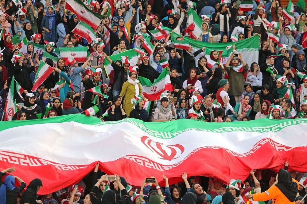 حضور بانوان در ورزشگاه یادگارامام (ره) تبریز قطعی شد