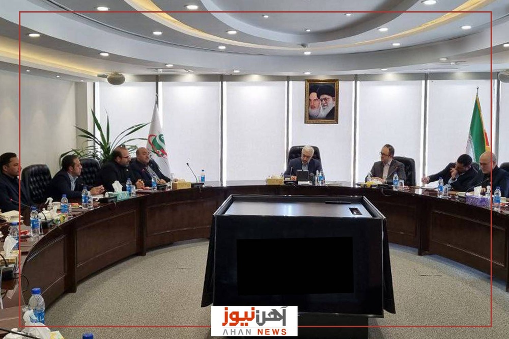 سازمان بورس حامی سهامداران فولادی در مقابل بخشنامه‌های دولتی