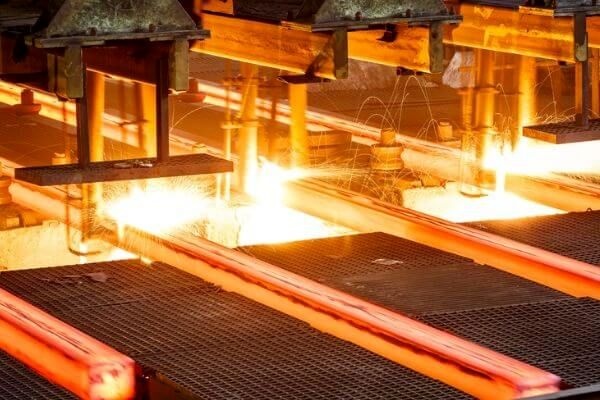رشد ۱۷ درصدی صادرات فولاد ایران تا پایان تیر
