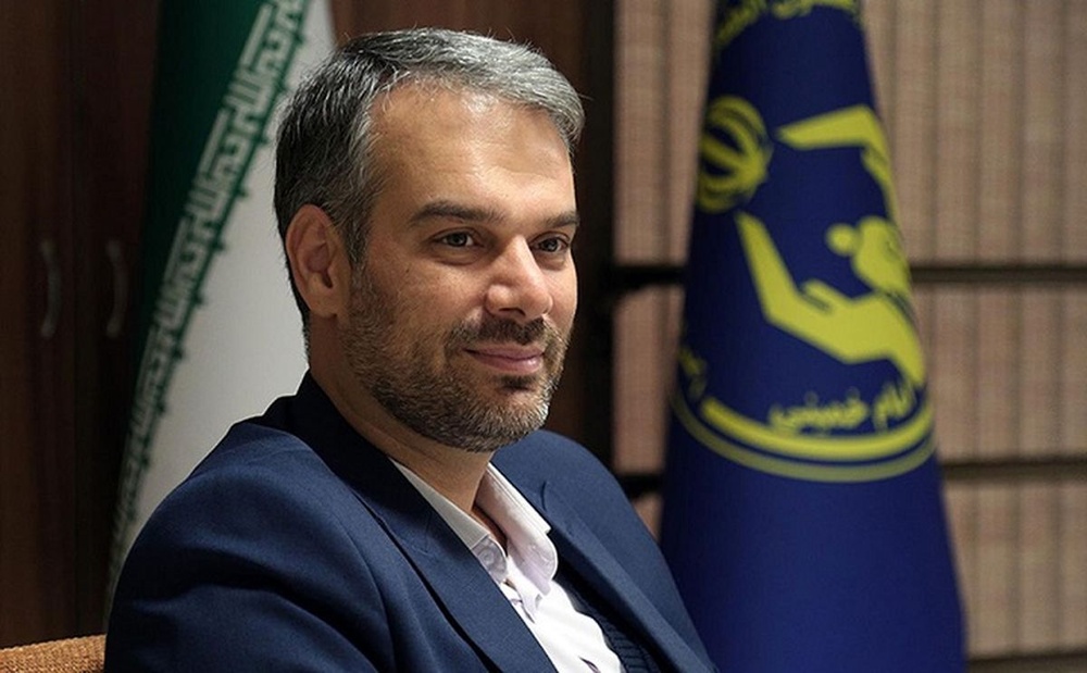 کنایه رشیدی کوچی به ترخیص خودروهای فوتبالیست ها؛ در این مملکت فقط مردم غریبه اند!