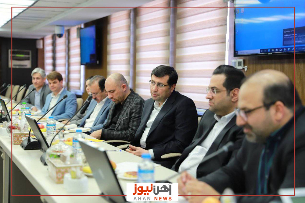 نشست فولادیها با بورس کالا