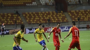 امروز صنعت نفت آبادان و فولاد در اهواز به مصاف هم می روند