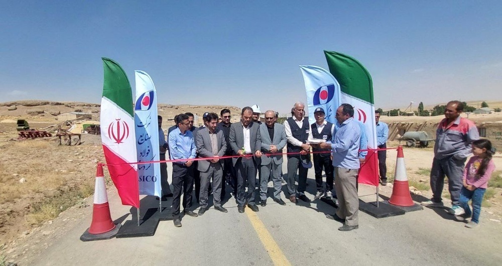 جاده روستای زاغه فولاد در نزدیکی کارخانه آهن اسفنجی بیجار افتتاح شد
