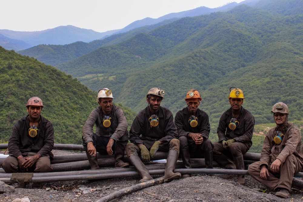 بعد از سه هفته، هنوز علت حادثه معدن طزره اعلام نشده است/آیا صدای مطالبه معدنچیان و جریانهای دانشجویی شنیده میشود؟