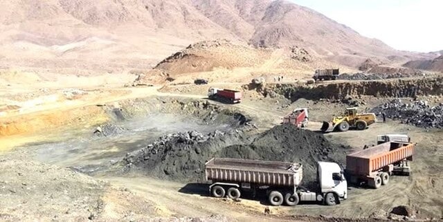 بروز بیماری های مختلف ناشی از فعالیت معدن در روستای "علی بیگ" خراسان