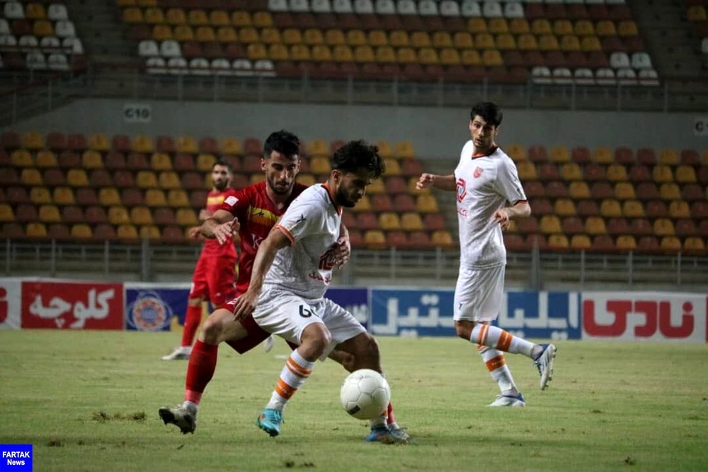 تماشای بازی مس رفسنجان و فولاد خوزستان رایگان شد/ بانوان هم می توانند این بازی را ببینند