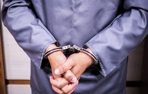 سارق آهن آلات در بافق به دام افتاد