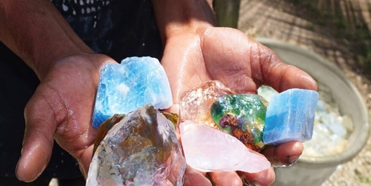 نشانه جغرافیایی ۵ ماده معدنی در خراسانجنوبی ثبت ملی شد