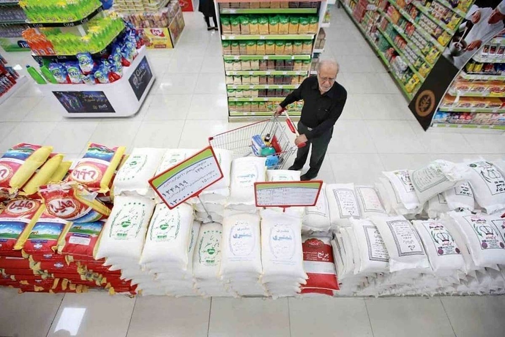 کاهش قدرت خرید مردم، فروشگاه های زنجیره ای را هم از پای درآورد/ کاهش ۲۰ درصدی تعداد شعب فروشگاه های مشهور