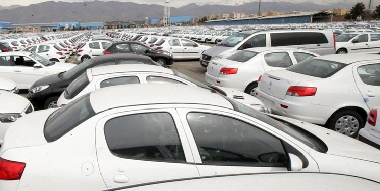 بازار خودرو در رکود کامل به سر می‌برد