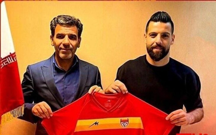 مهاجم فولاد اخراج شد