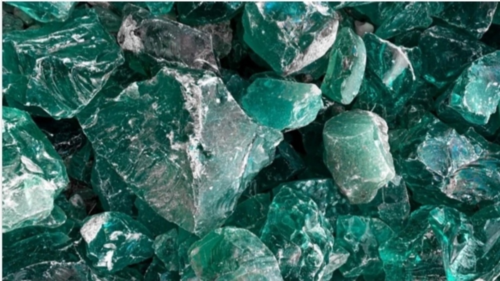 ثروت عظیمی که طالبان در افغانستان به آن دست یافت!/ کشف ۱۲۵۰ معدن زمرد در ولایت پنجشیر