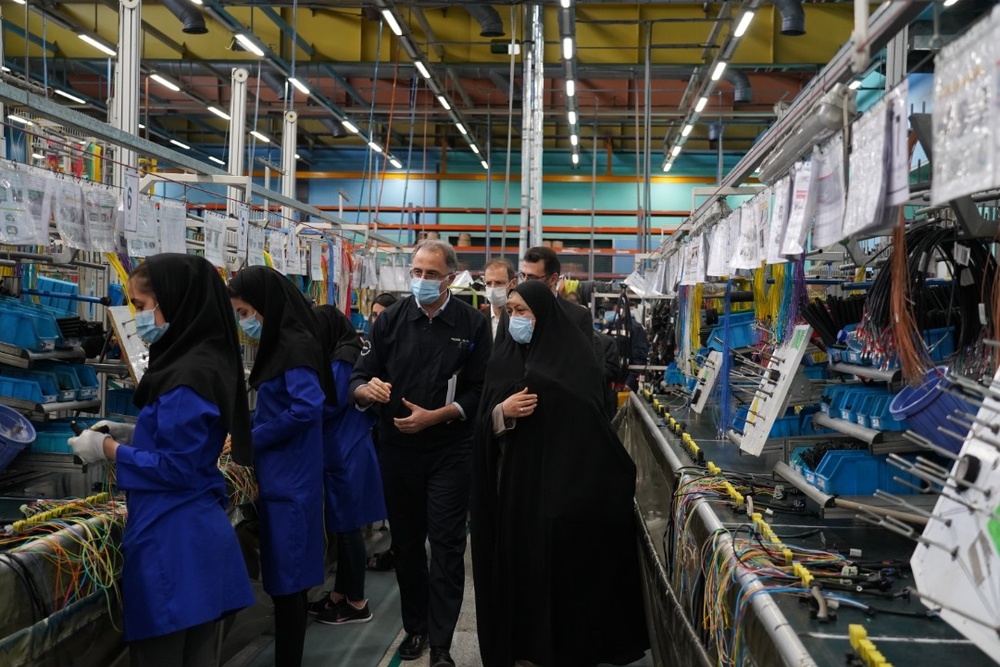 چه تعداد زن صنعتگر در کشور داریم؟