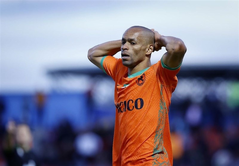 مذاکرات ذوبآهن با مهاجم ۴۰ ساله برزیلی