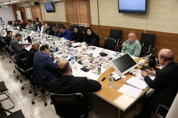 جلسه شورای هماندیشی پژوهش ایمیدرو در فولاد هرمزگان برگزار شد