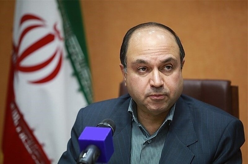 خدا را شکر که مسئولان مالیاتی کشور تاریخ نخوانده اند وگرنه از ریش و کلاه هم مالیات می گیرند