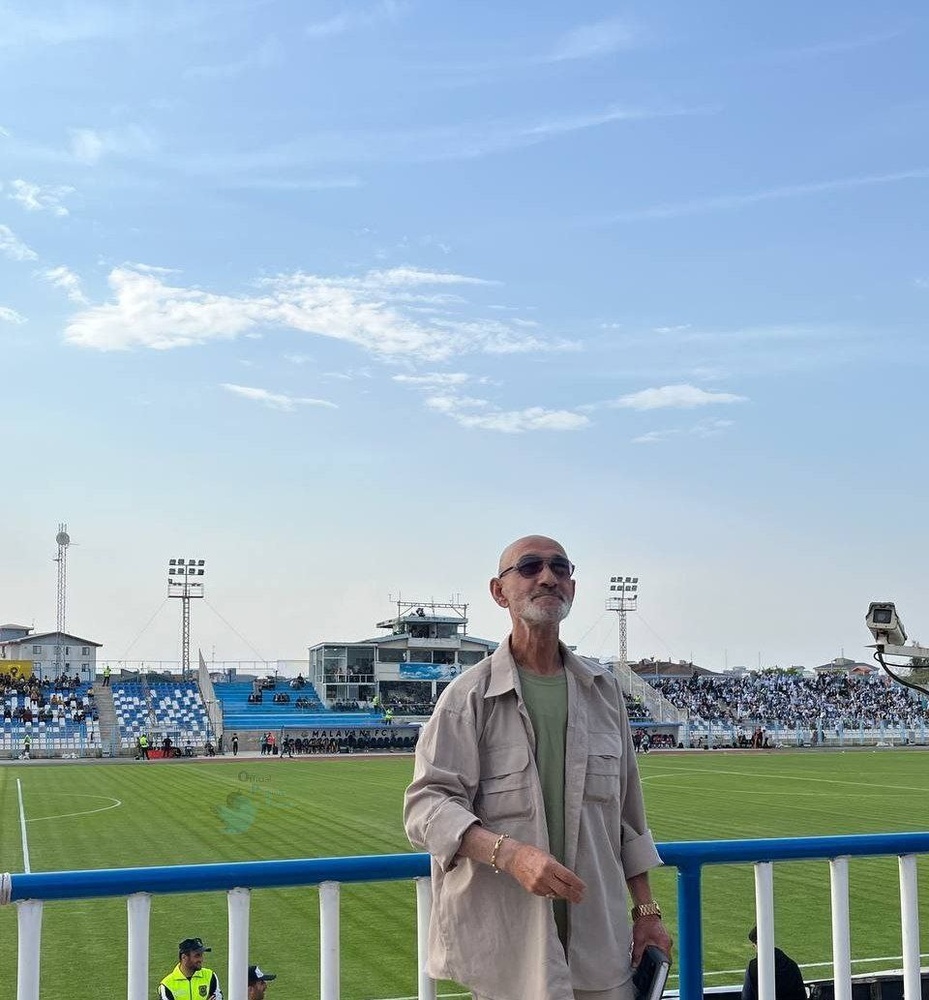 تشویق سیاوش قمیشی در بازی سپاهان و ملوان + فیلم