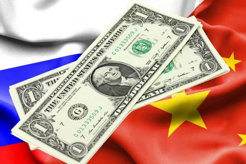 دلار از مبادلات تجاری مسکو و پکن حذف شد