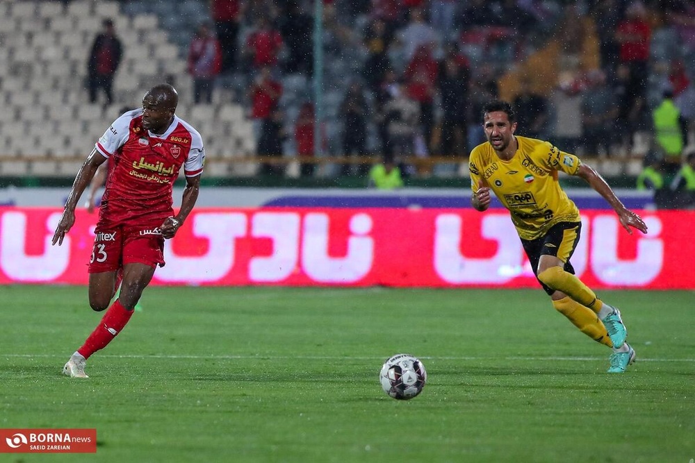 کمیته انضباطی: هوادار هتاک پرسپولیس – سپاهان تا ۱۰ سال حق ورود به ورزشگاهها را ندارد