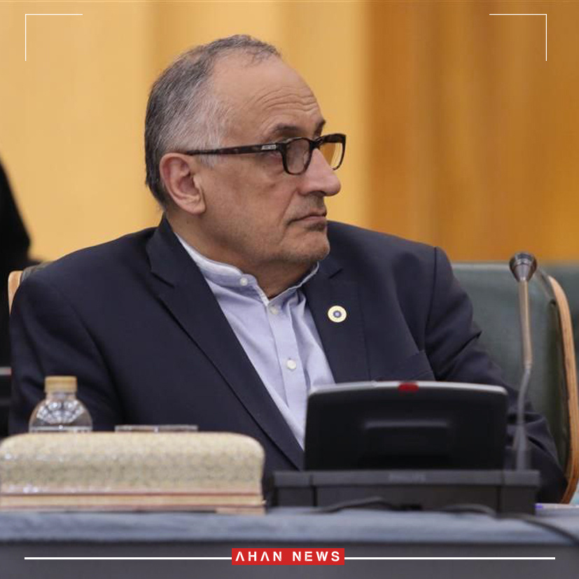 نشست رئیسکل بانک مرکزی با رئیس اتاق بازرگانی و برخی از روسای کمیسیونهای اتاق ایران و اتاقهای مشترک