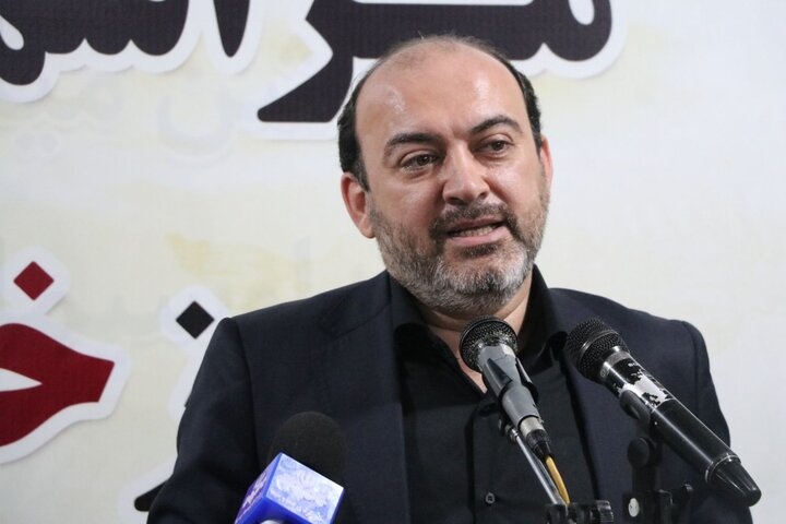 ذخایر سنگ آهن هماتیت هرمزگان به ۸۰۰ میلیون تن رسیده است/ مجموع سرمایهگذاریهای استان روی کاغذ ۷۵۱ هزار میلیارد تومان است