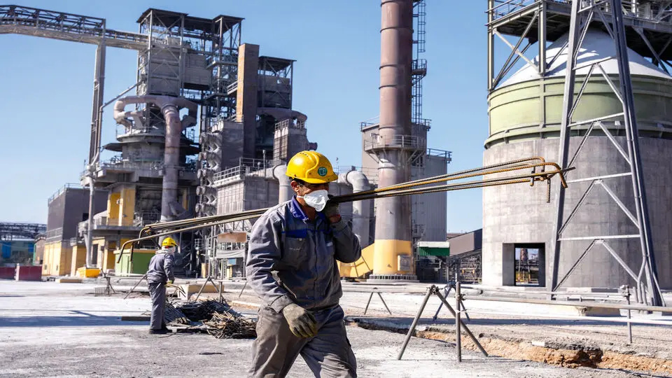 وضعیت کارگران اخراجی گروه ملی فولاد در دولت جدید چه می شود؟